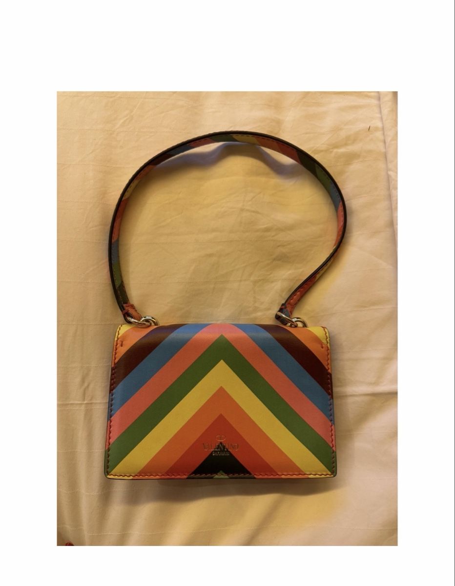 Valentino Borse da donna: Sac Valentino garavani comme neuf – Usato da Lausanne venduto da Meganelausanne 1