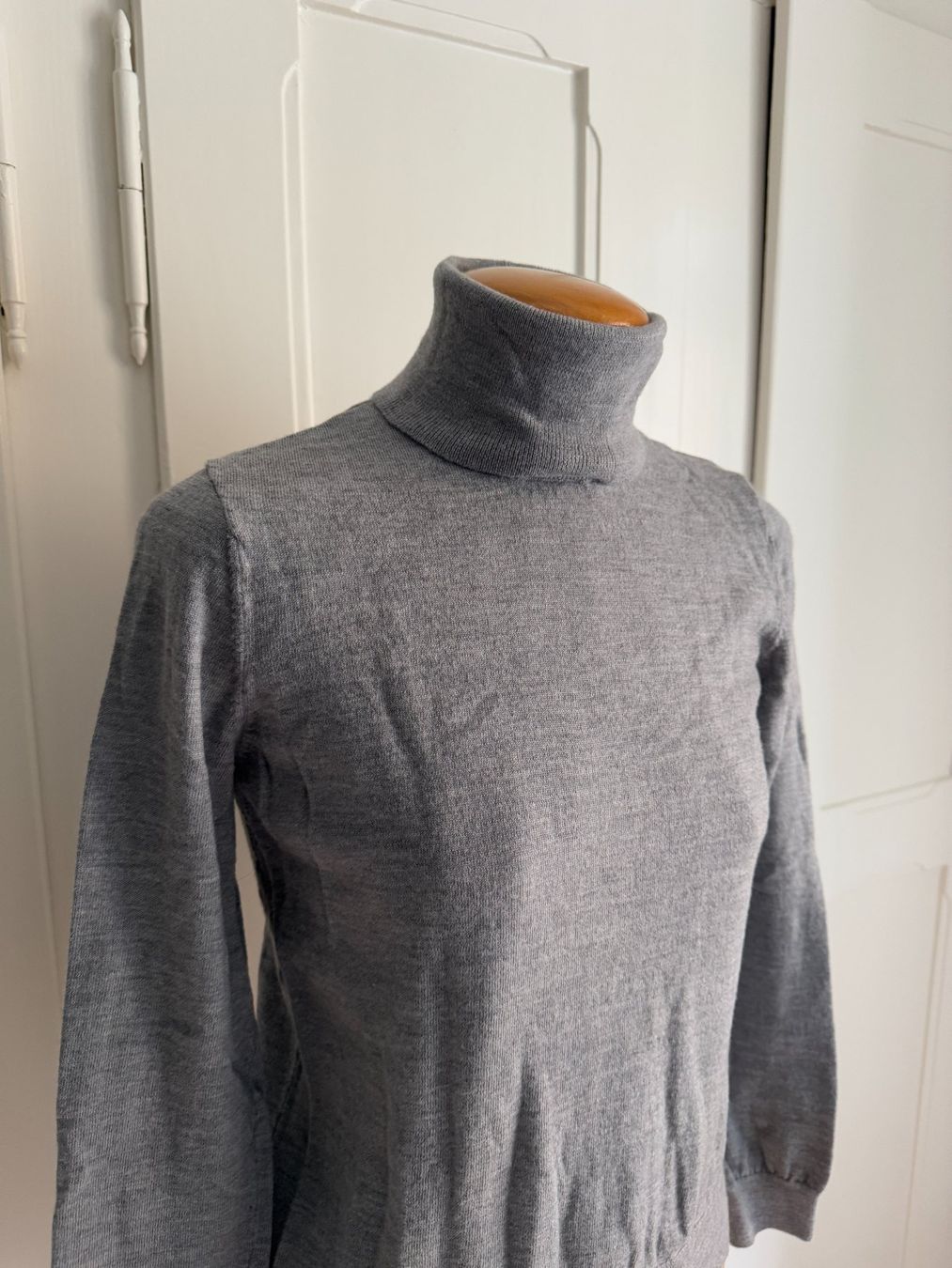 Anna Field Maglioni & Felpe: ANNA FIELD - Feinstrick Rollkragenpullover hellgrau S – Usato da Zürich venduto da Diazaio 1