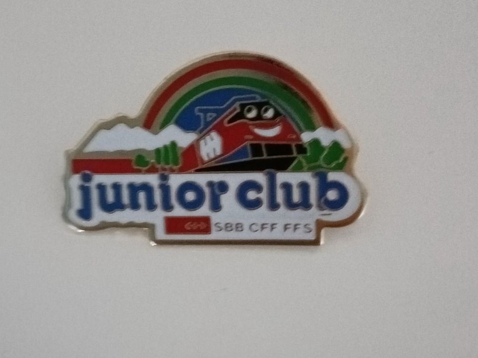 Plaketten & Abzeichen: Pin SBB Junior Club - Box 18 – Gebraucht aus Köniz von Pinscollect
