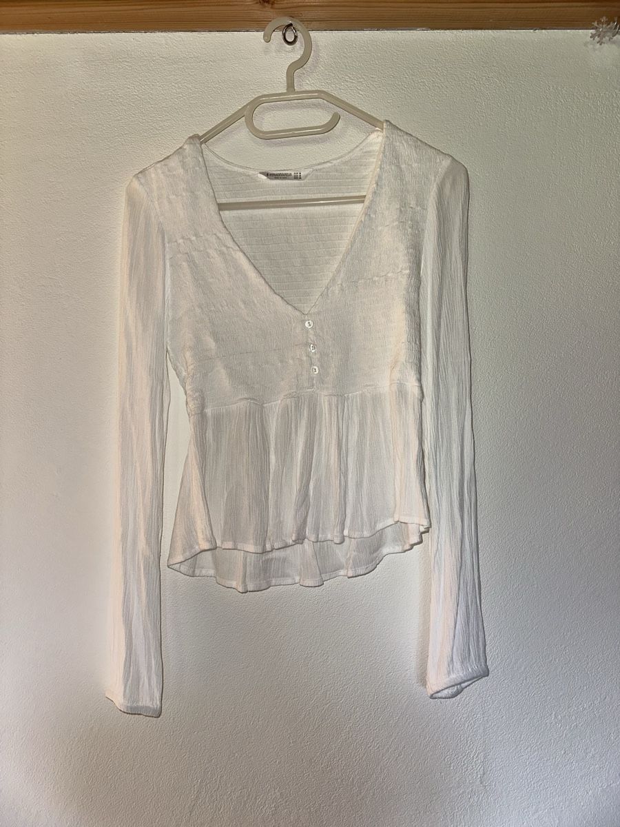 Stradivarius Top: Weisses Langarmshirt – Nuovo (secondo la descrizione) da Betschwanden venduto da _janinee_