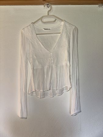 Weisses Langarmshirt