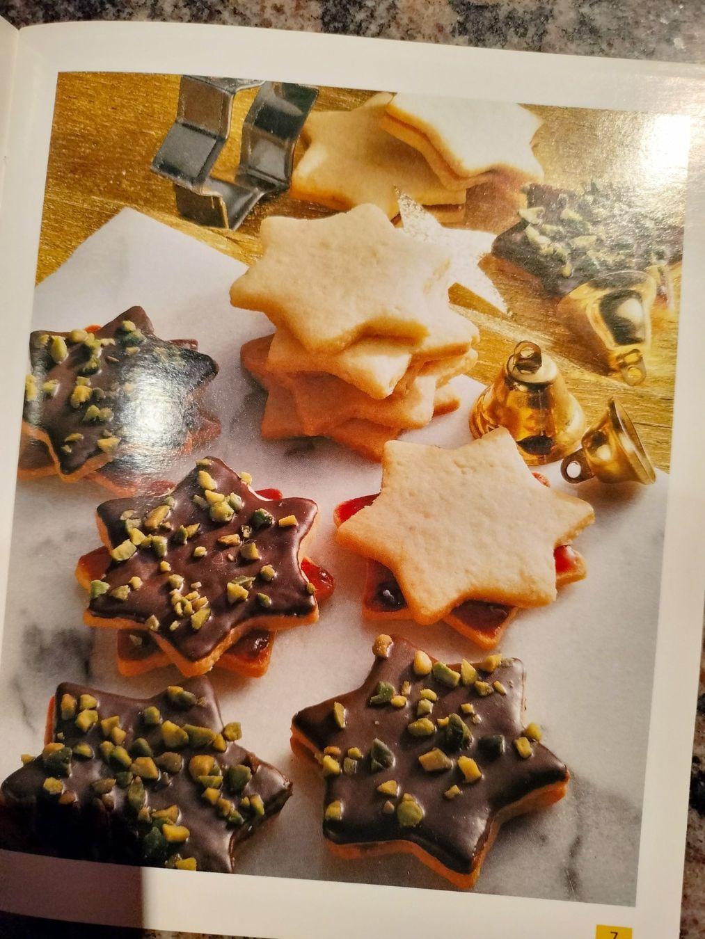 Bücher: Petits gâteaux de Noël – Gebraucht aus Cortaillod von rozinna 2