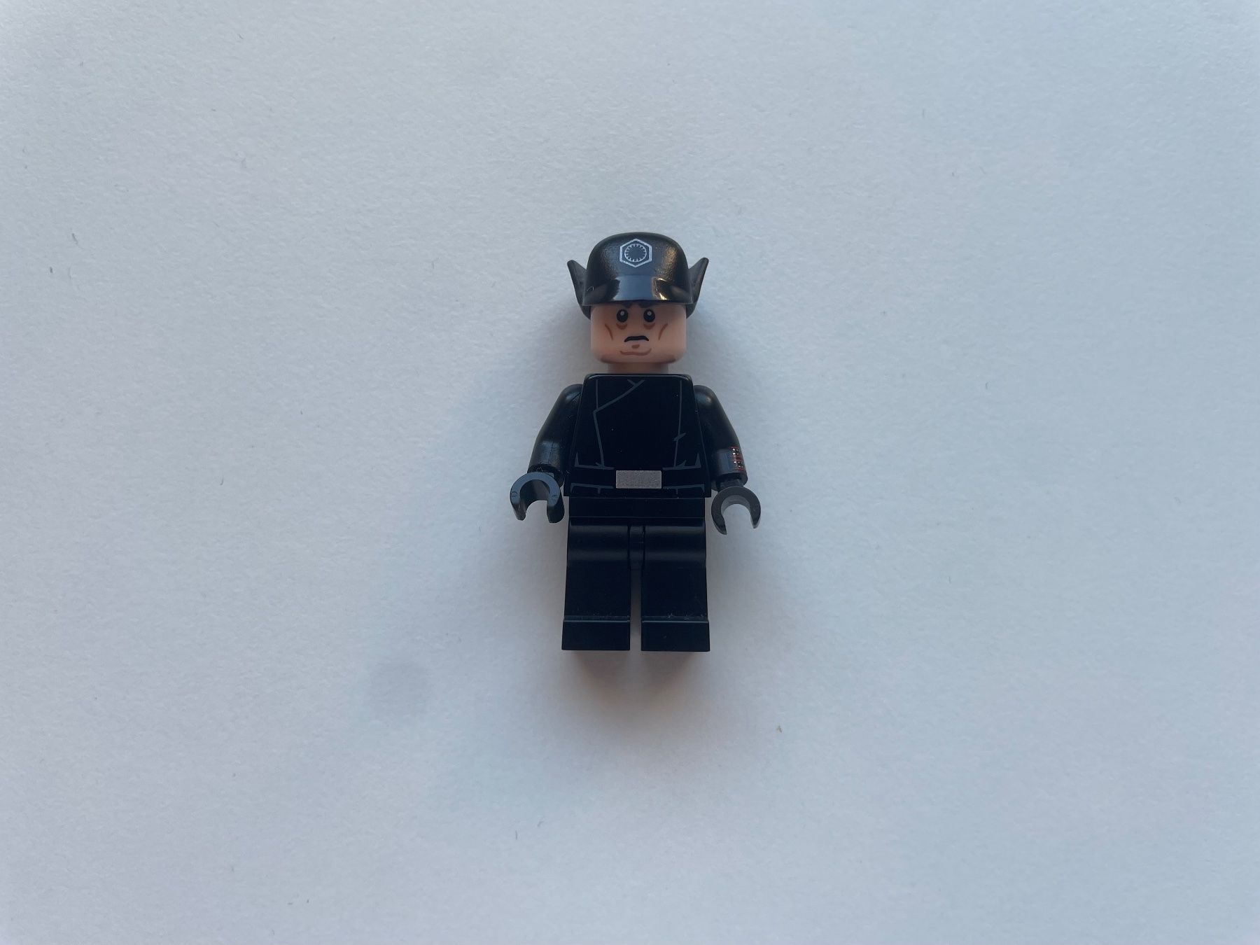 Lego Kit di costruzioni: Lego Star Wars - First Order General – Usato da Walenstadt venduto da GreenGoblin
