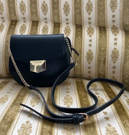 David Jones Tasche