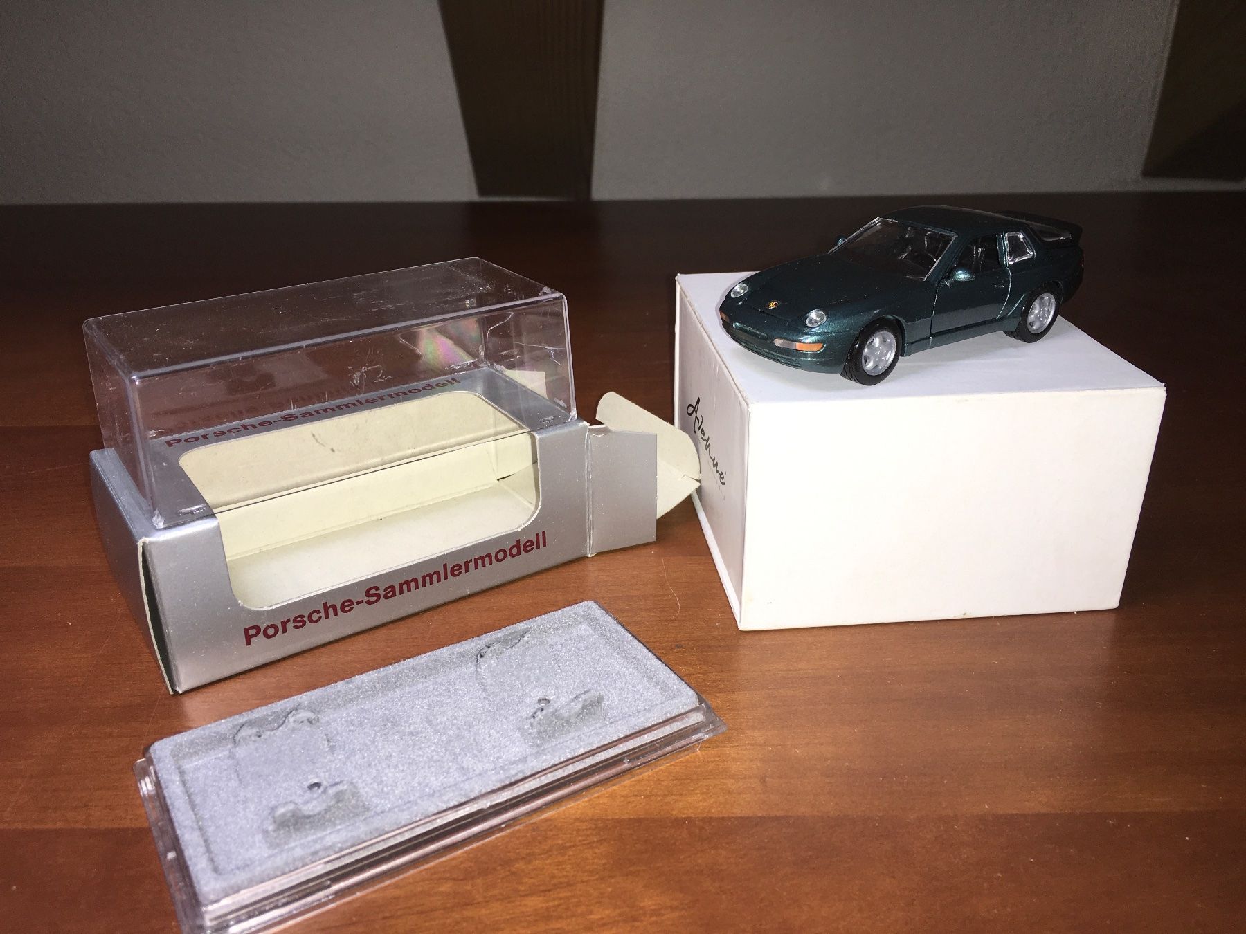 Porsche Modellautos: Porsche 968 - 1/43 no Minichamps – Neu (gemäss Beschreibung) aus Wohlen AG von PrivatSammlung