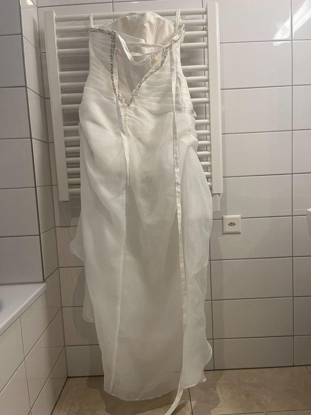 Vestiti: Schönes Brautkleid Gr. 38 mit Strass – Usato da Boll venduto da pet_p87r 2