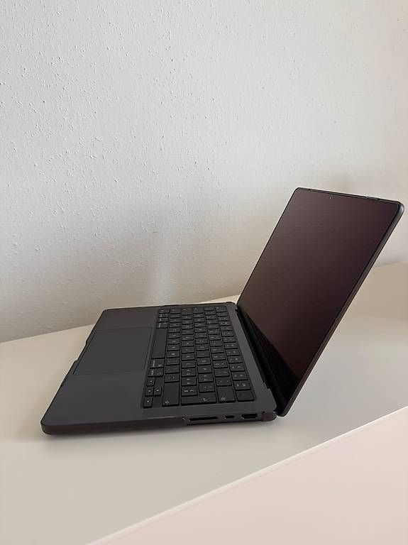 Notebook: Apple MacBook Pro 14,2 2026 M5 Pro Chip  – Usato da Zürich venduto da 2-m. 1