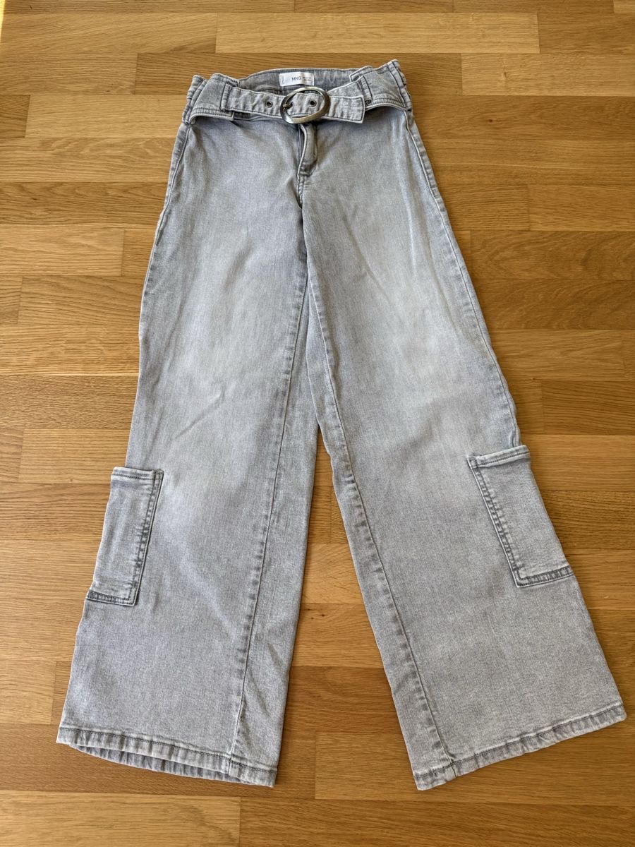 Mango Jeans: Baggy Jeans, Gr. 32, Marke Mango, hellgrau – Usato da Steinmaur venduto da sea-bear