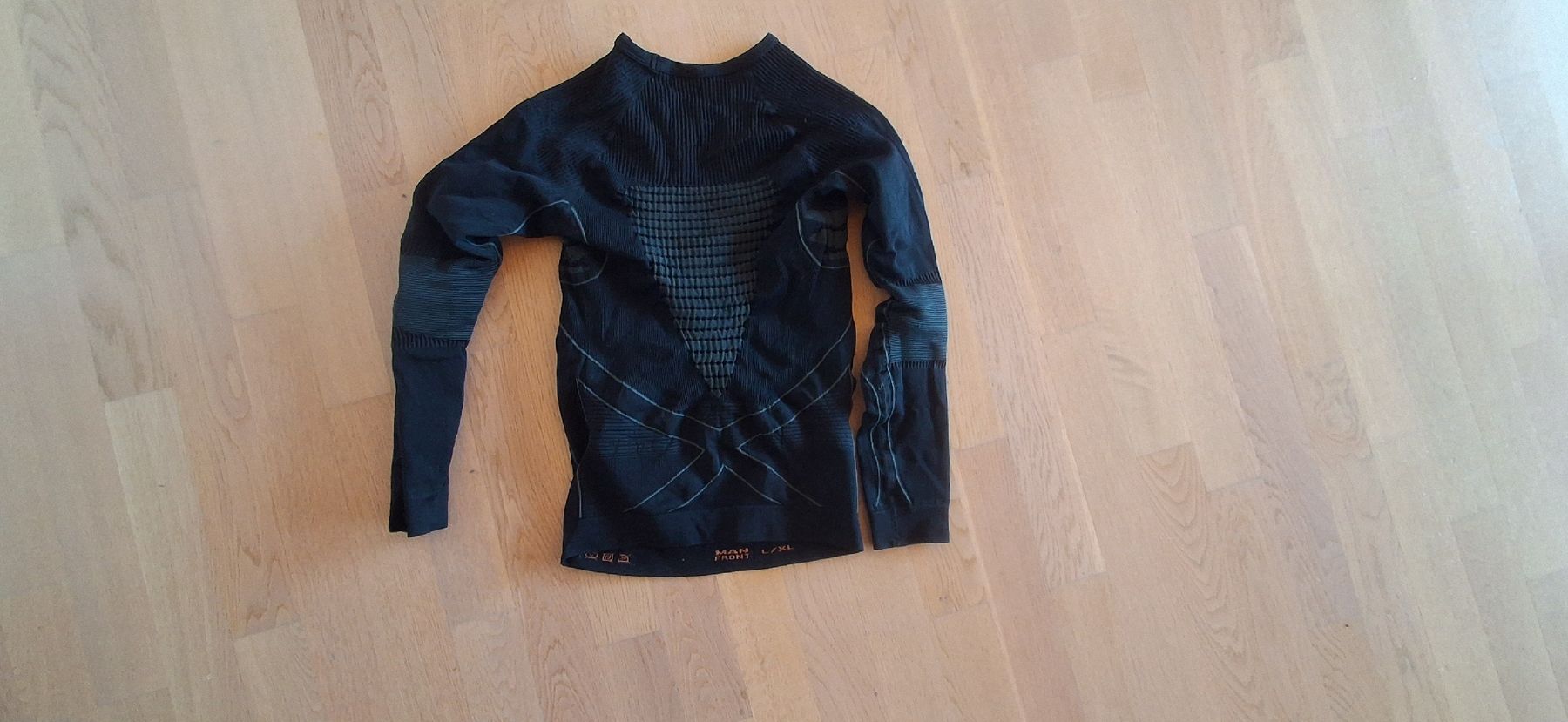 X-bionic Biancheria intima: X-Bionic Longsleeve L – Usato da Seedorf BE venduto da Ab0815 1