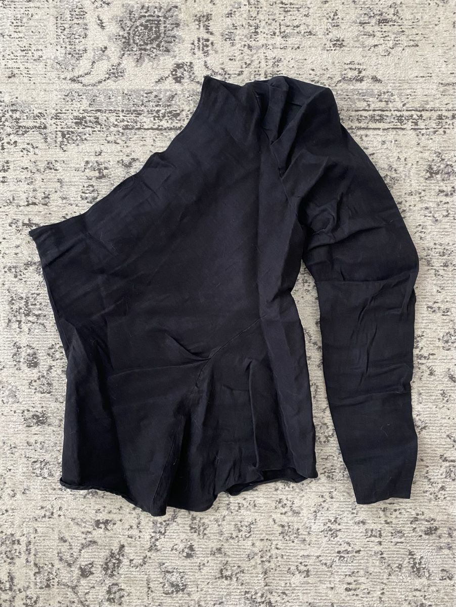 Zara Tops: Haut asymétrique ZARA, S – Gebraucht aus Bussigny von cac_q2c6 3