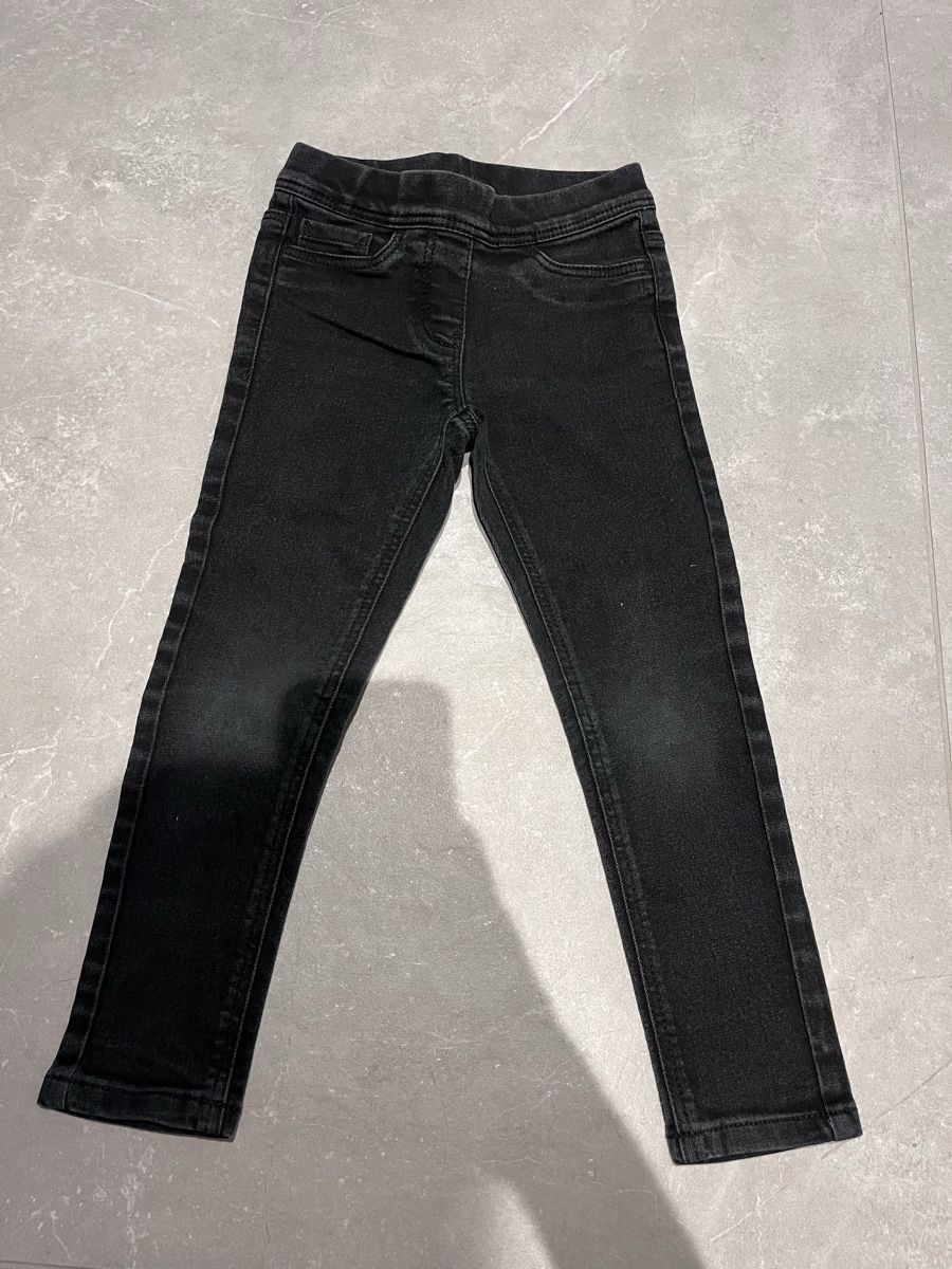 Pantaloni: 2 x Mädchenhose Grösse 110 – Usato da Altikon venduto da shiva123shiva 3