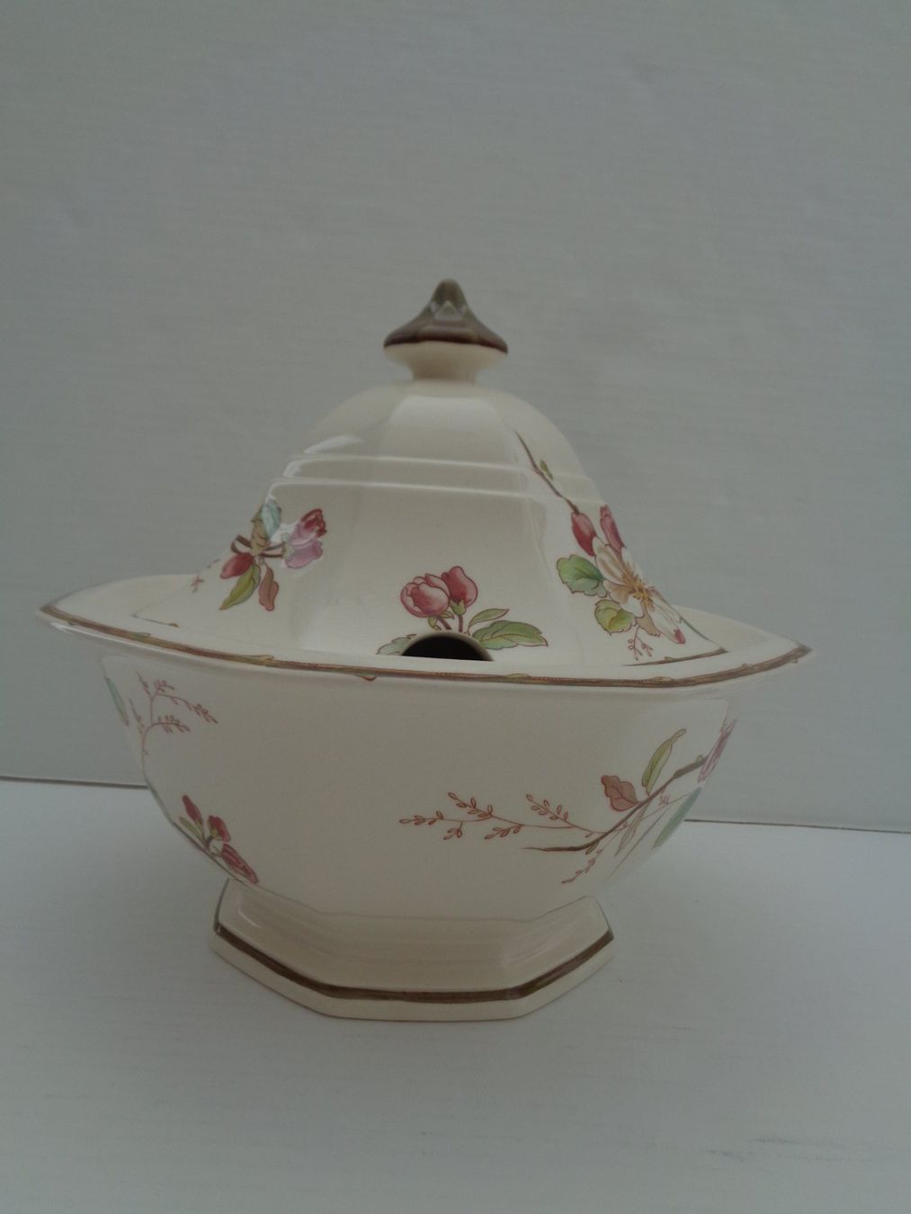 Villeroy & Boch Ciotole: Suppenterrine Villeroy & Boch Portobello – Usato da Chur venduto da omonia 1