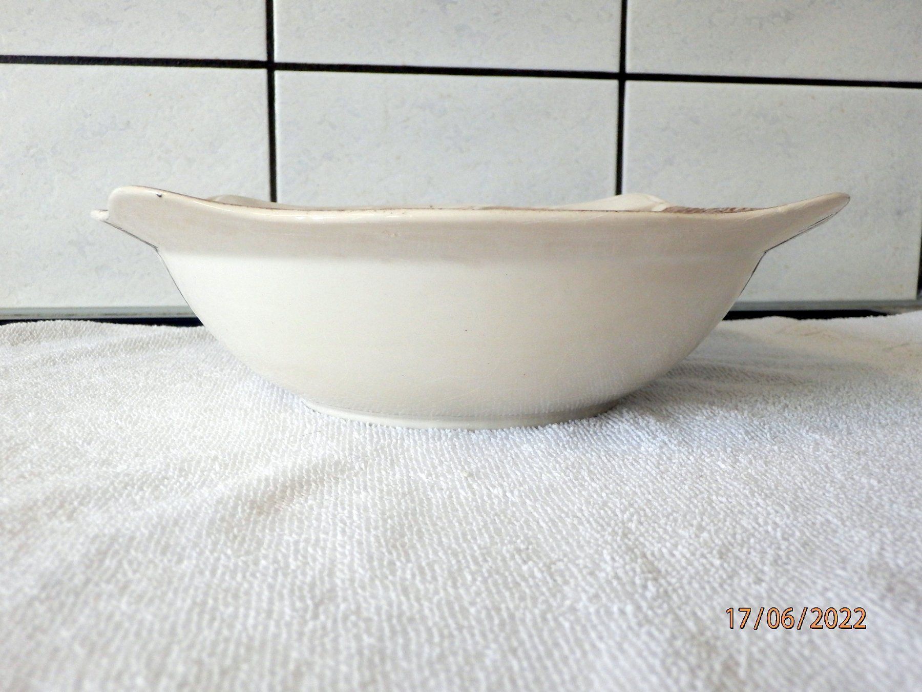 Johnson Brothers Ciotole: Früchte- oder Gemüseschüssel, Olde English by Johnson Bros – Usato da Ueberstorf venduto da dinbau 1