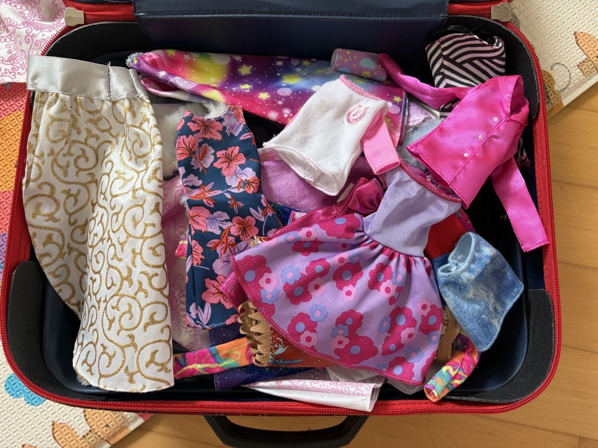 Giocattoli: Riesiges Barbiepaket  – Usato da Herisau venduto da verkaufen75 8