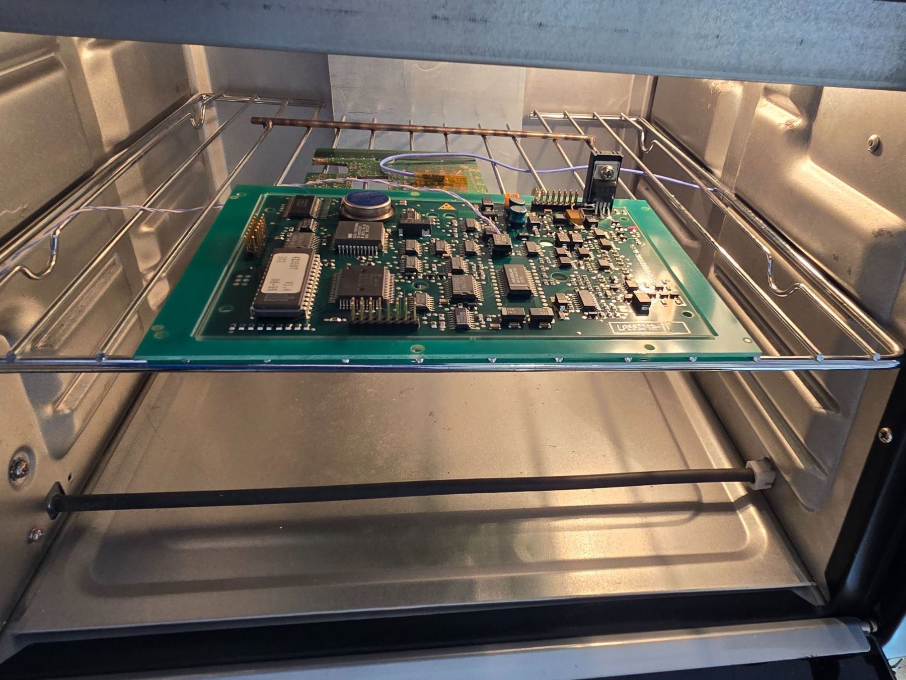 Tutte le macchine: SMD Reflowofen mit Controller – Usato da Balgach venduto da Zwickau01 3