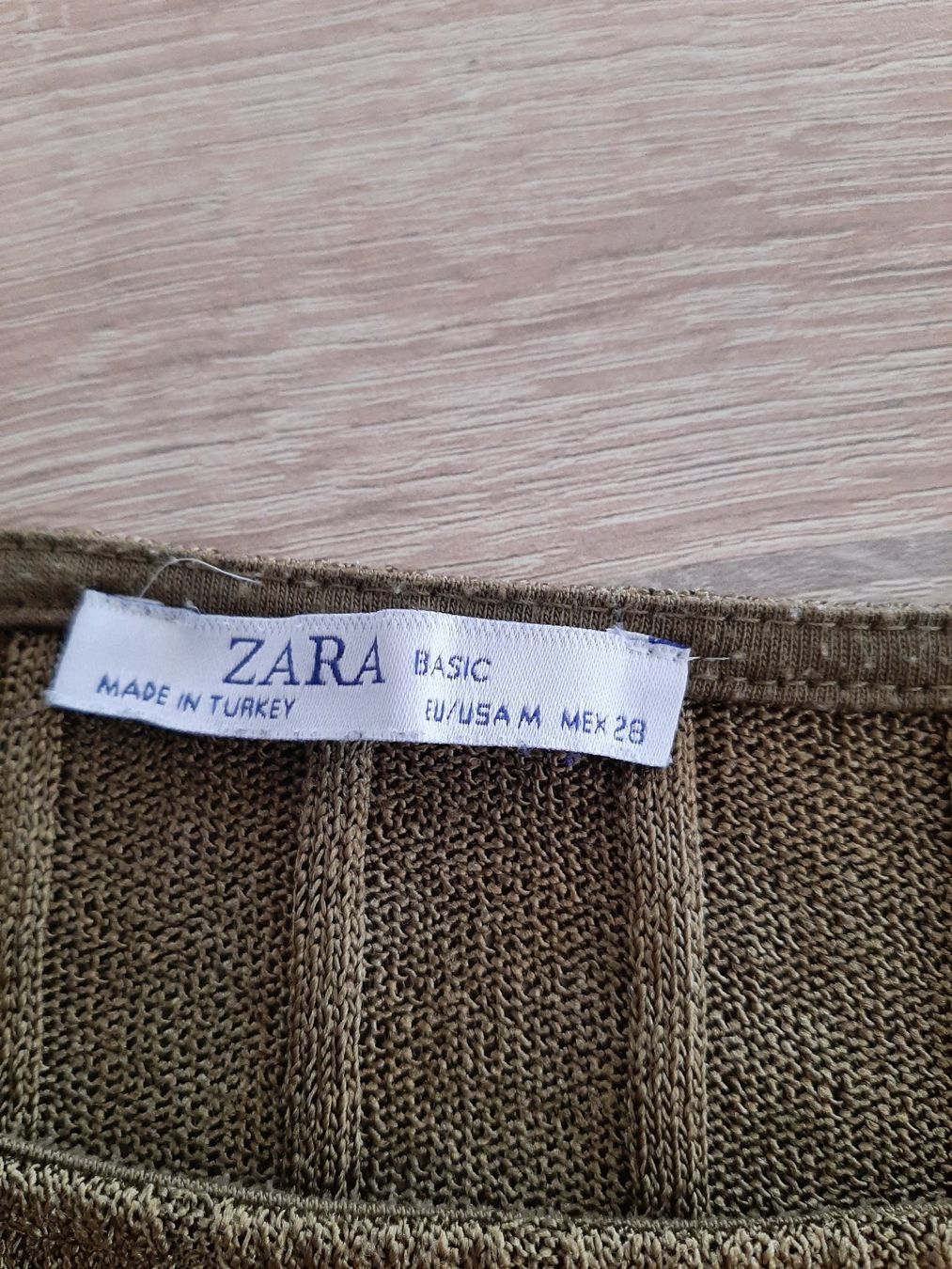 Zara Maglioni & Felpe: eleganter Pullover gold/ocker/oliv, Gr. M, spezielle Ärmel – Usato da Menziken venduto da Rien1 6