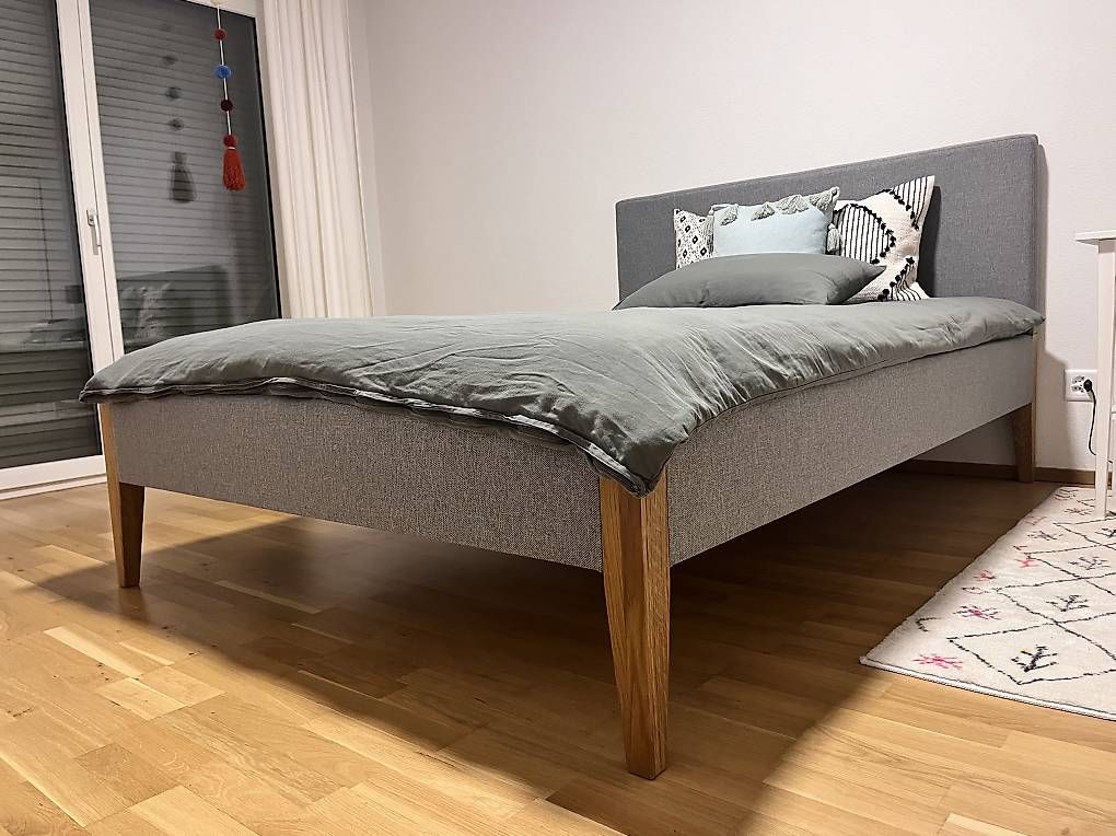Letti: Bett (falls gewünscht mit Matratze) – Usato da Stein am Rhein venduto da ben_58nt