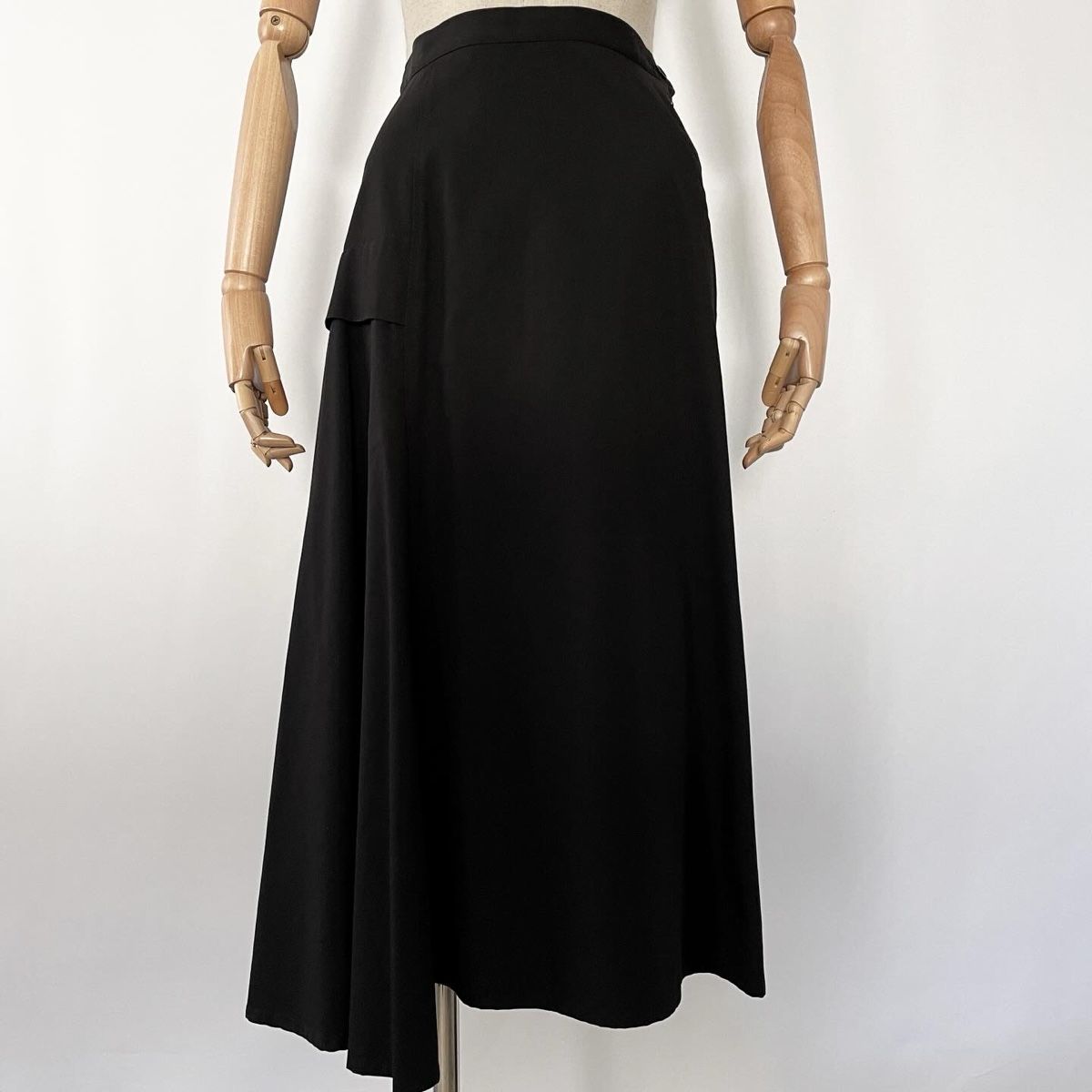 Gonne: YOHJI YAMAMOTO Skirt – Nuovo (secondo la descrizione) da Emmen venduto da Avviivva_Com2023 2