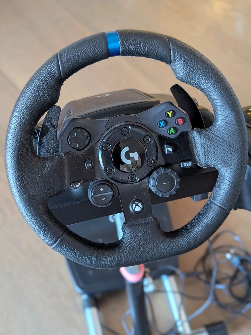 Logitech Manettes: Logitech G923 Xbox/PC + Wheel Stand Pro + Shifter – D'occasion à Zürich par MisterA 1