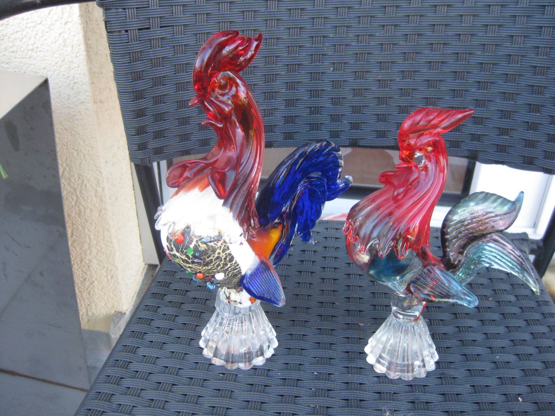 Tutte le decorazioni: 2 schöne farbige Glashähne – Usato da Romanshorn venduto da Wazoohandlung 2
