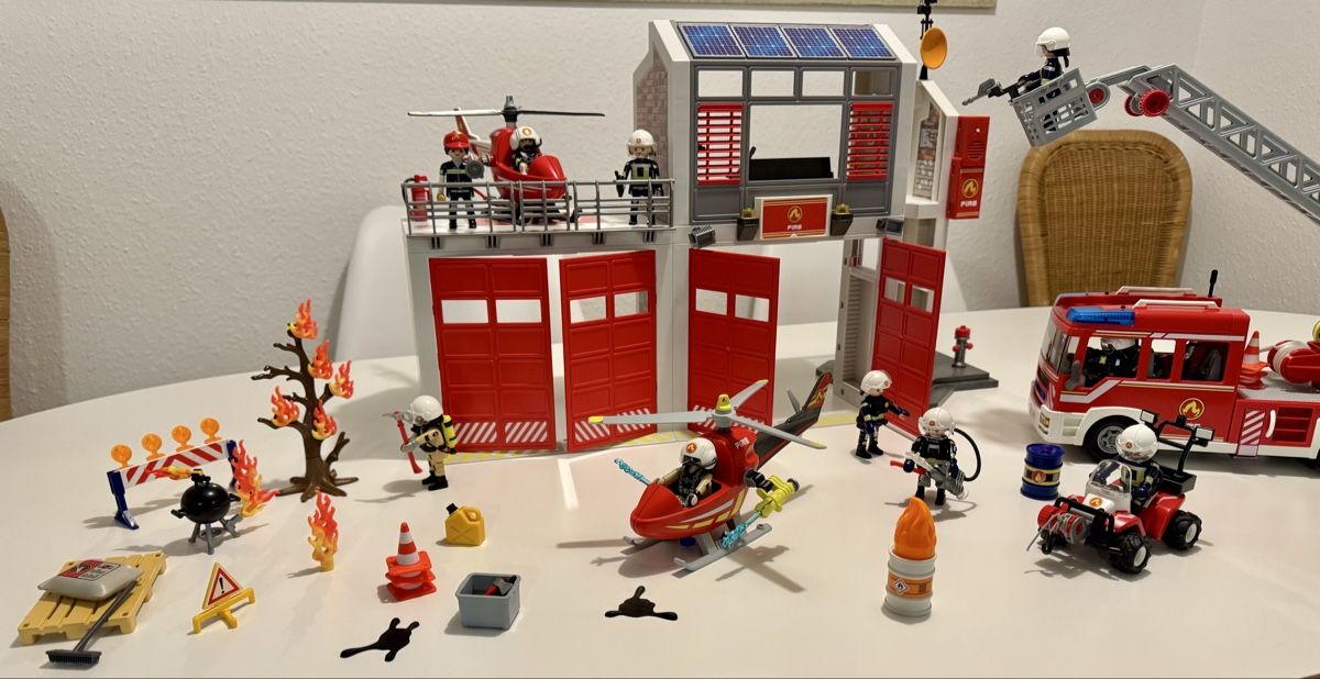 Playmobil Giocattoli: Set Playmobil Pompiers – Usato da Genève venduto da AS27 1