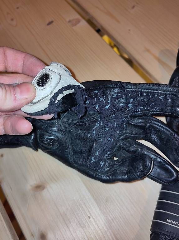 Guanti & manicotti: Motorrad Handschuhe RICHA Gr. M – Usato da Altdorf UR venduto da Dani878 2