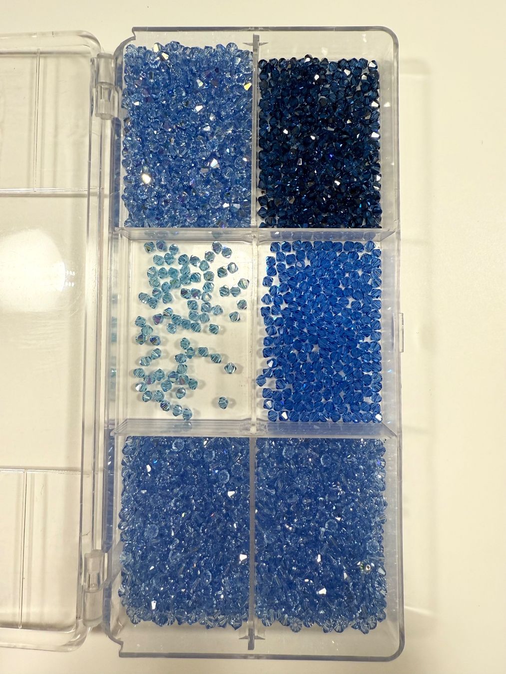 Perle (finte): SWAROVSKI lot de perles en Crystal – Nuovo (secondo la descrizione) da Goumoens-la-Ville venduto da SandieF 8
