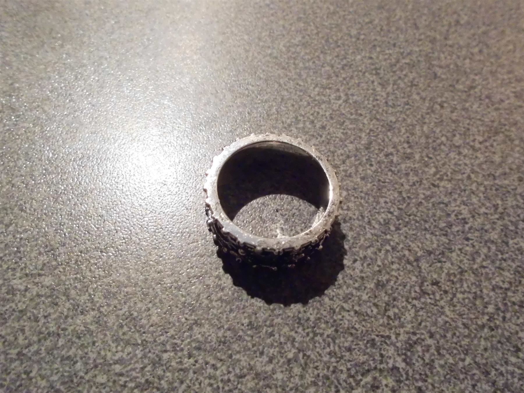 Anelli: Ring breit, silberfarbig, schwarz – Nuovo e nell'imballaggio originale da Zürich venduto da abraxas1291