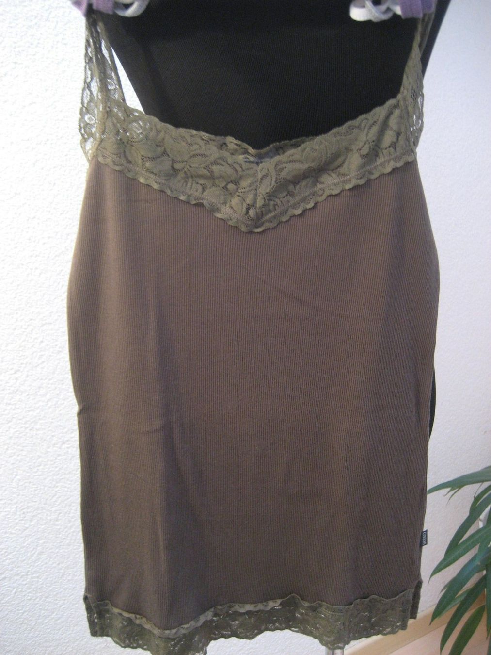 Top: Lot de 4 tops taille L – Usato da Delémont venduto da marryb 3