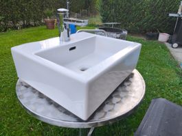 Waschtisch Laufen, KWC Armatur 