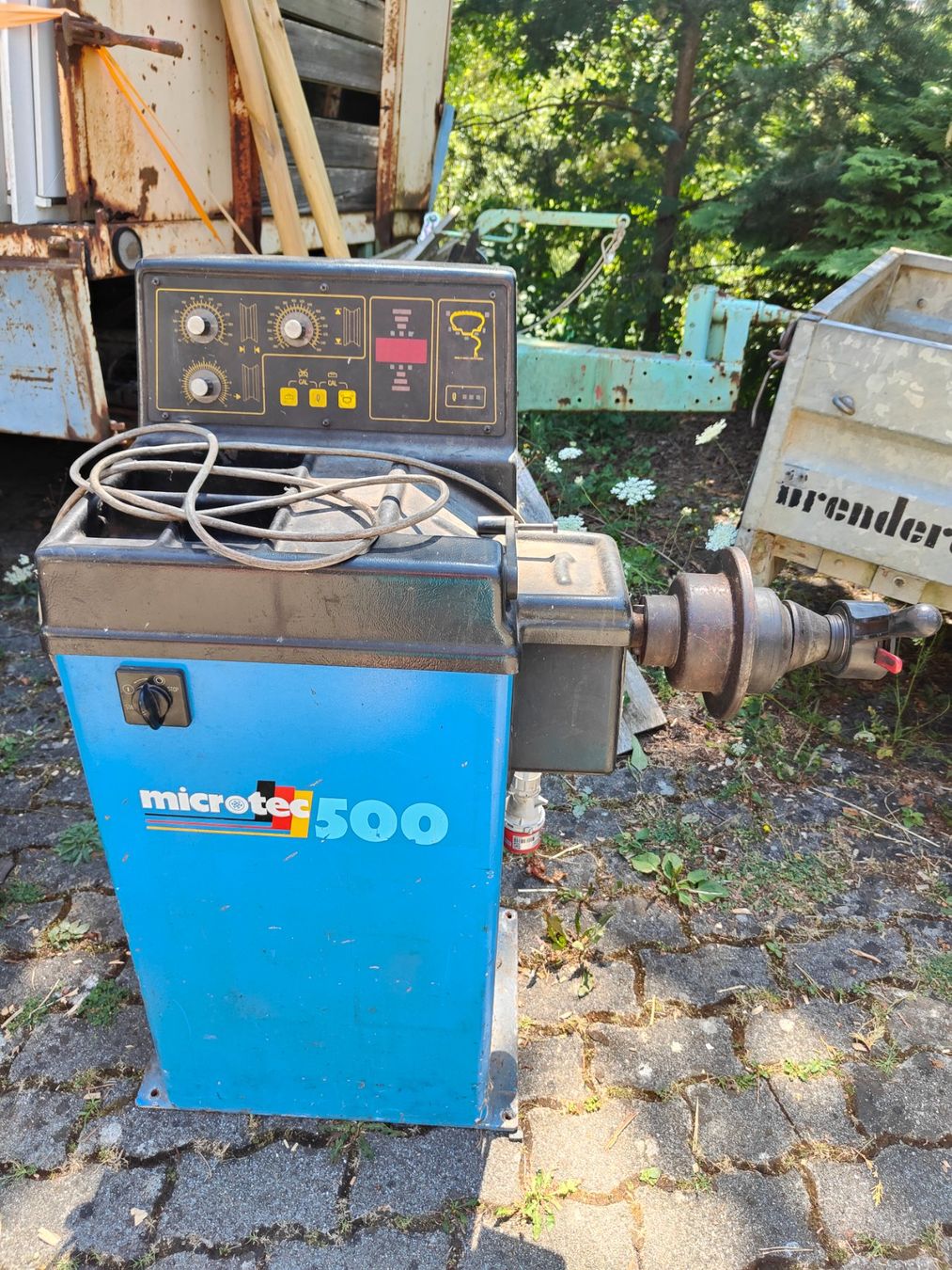 Toutes les machines: Machine équilibreuse Microtec 500 défectueuse – Défectueux à Grandval par crigou93
