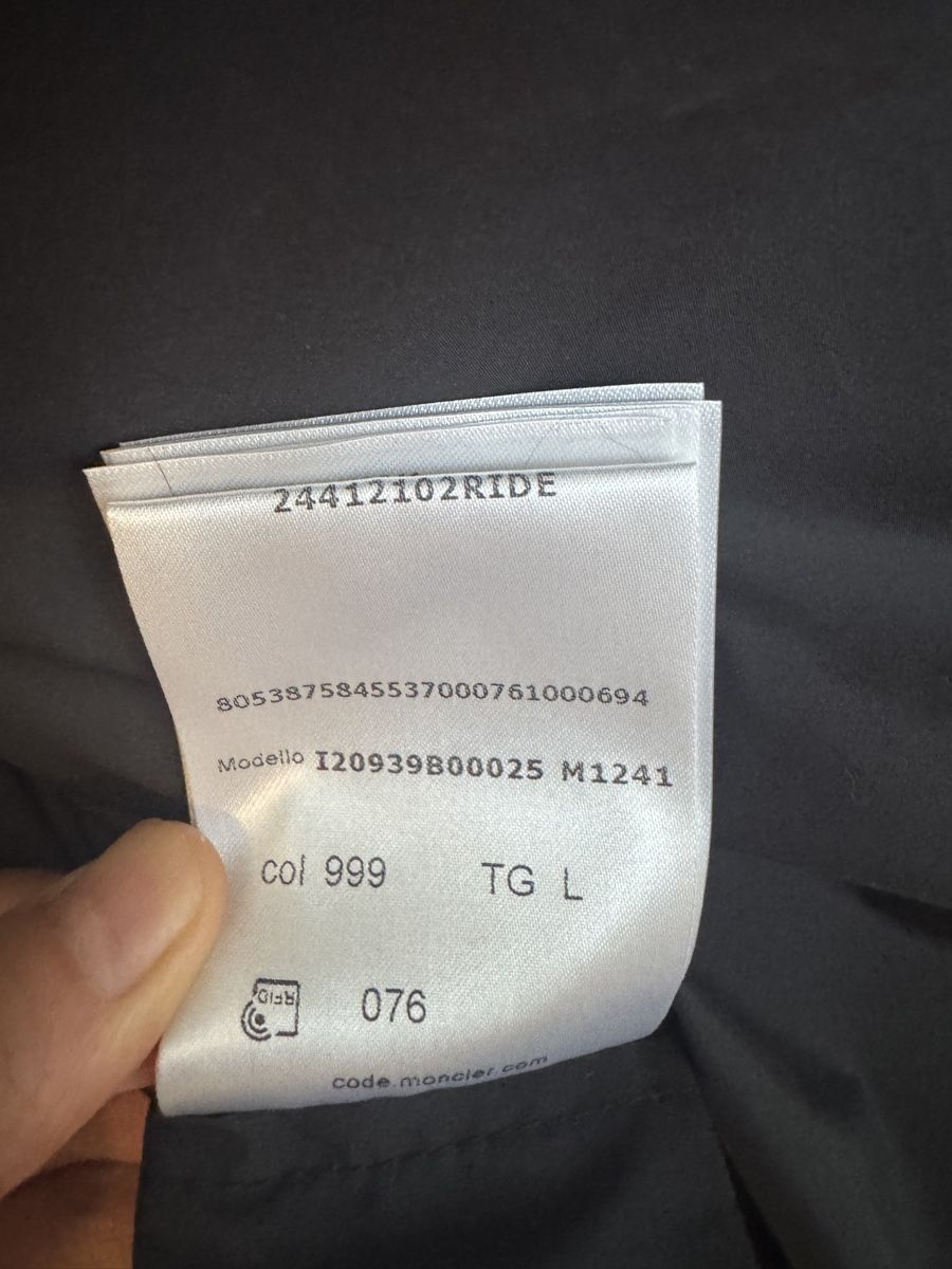 Moncler Giacche: Moncler Padded Knit Jacket - Size L - Excellent Condition – Nuovo (secondo la descrizione) da Dübendorf venduto da Lzz1224 7