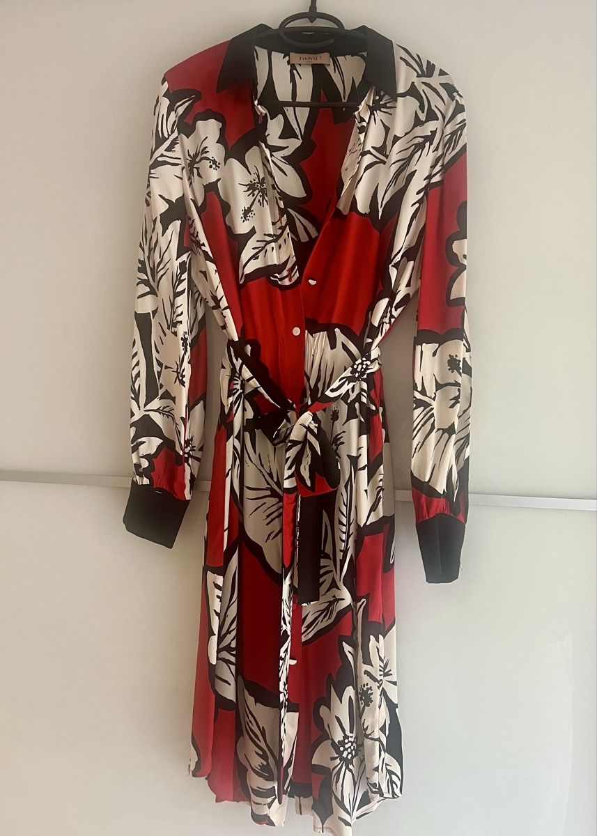 Vestiti: Robe Twinstet taille 38 – Usato da Martigny venduto da sos_k9qh 1