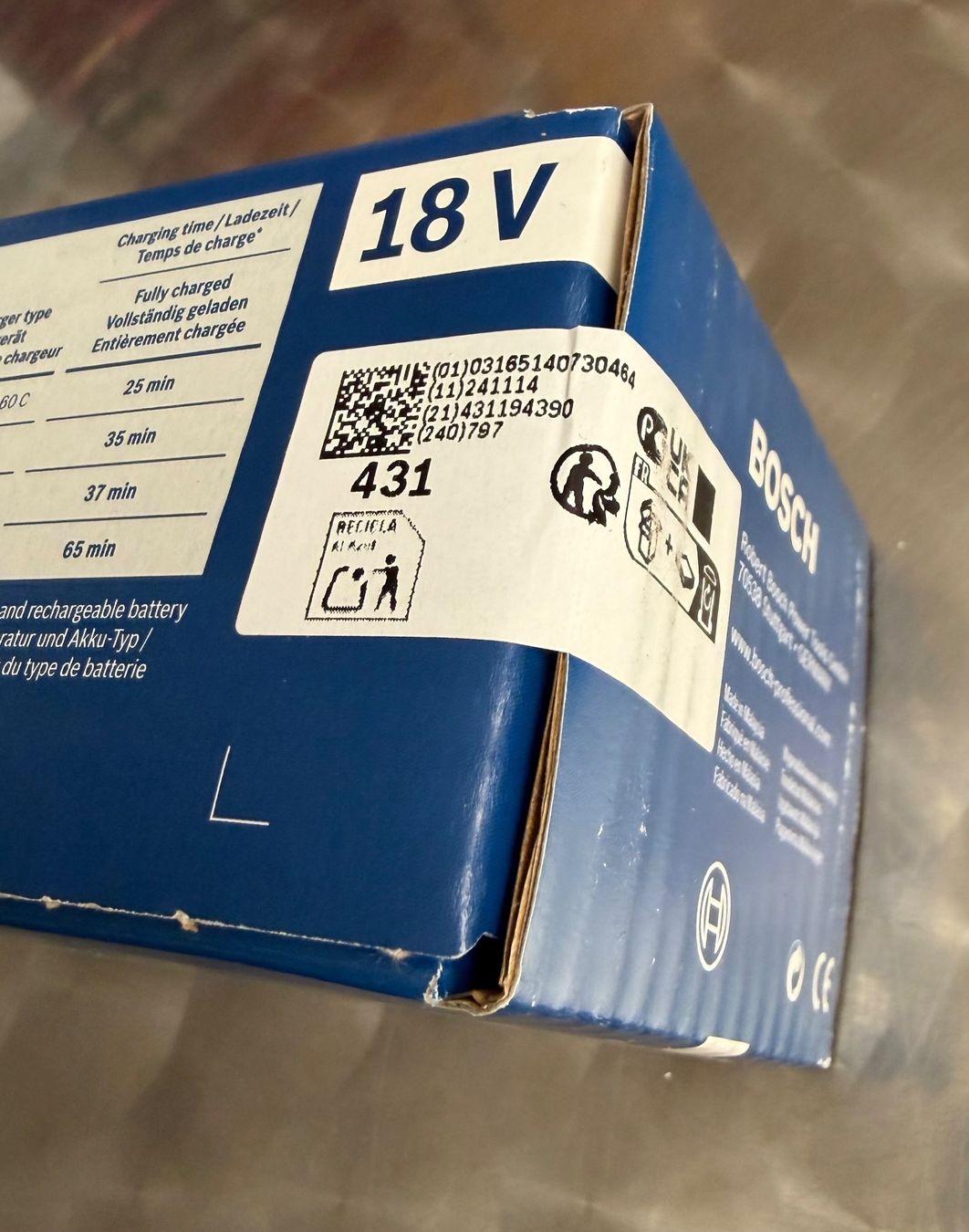Bosch Caricatori & Batterie: Bosch Professional 18V 4.0h Akku – Nuovo e nell'imballaggio originale da Studen BE venduto da Ironbonehead 2