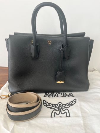 MCM Milla schwarz medium - wie neu