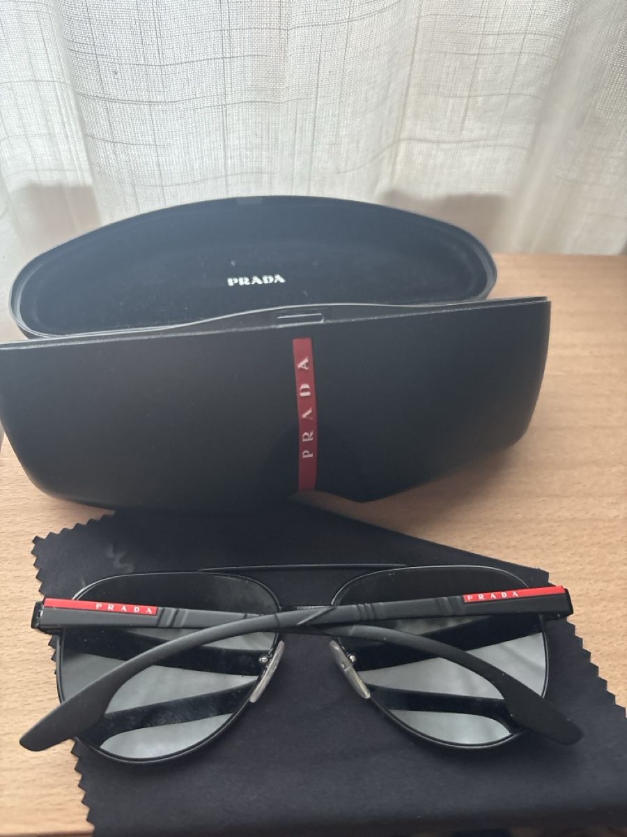 Prada Brillen & Gläser: Original Prada Sonnenbrille – Gebraucht aus Anglikon von raf_7sml 1