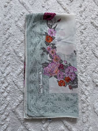 Christian Dior Seidentuch Blumenmuster