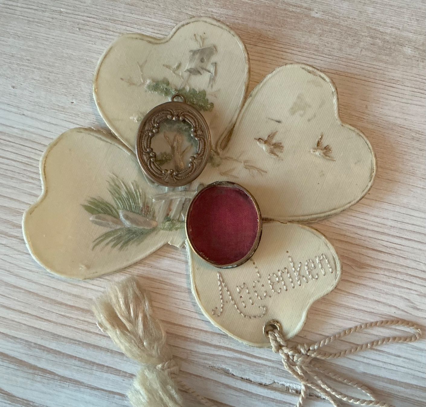 Anhänger: URALTES MEDAILLON – Gebraucht aus Zell LU von Silvermemory 4