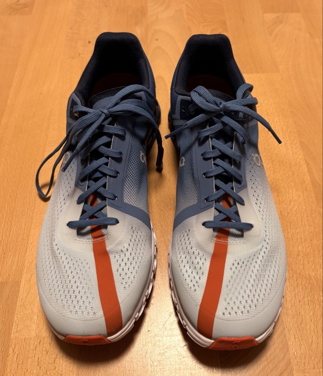 On Chaussures hommes: ON Cloudflow Laufschuhe Grösse 40.5 – Neuf (Voir description) à Morschach par Butterbrot9000 3