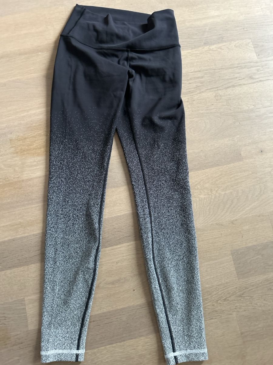 Lululemon Leggings: Lululemon leggings 6 – Gebraucht aus Adlikon b. Regensdorf von Huegeler