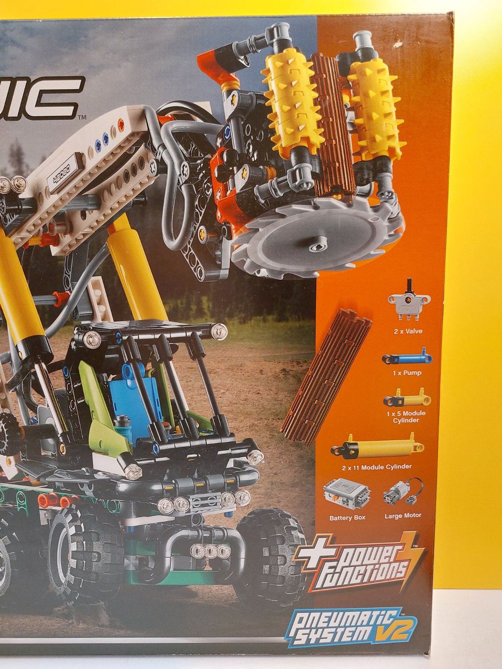Lego Kit di costruzioni: LEGO Technic 42080 Harvester-Forstmaschine NEU – Nuovo e nell'imballaggio originale da St.Gallen venduto da TinasBauundSpiel 1