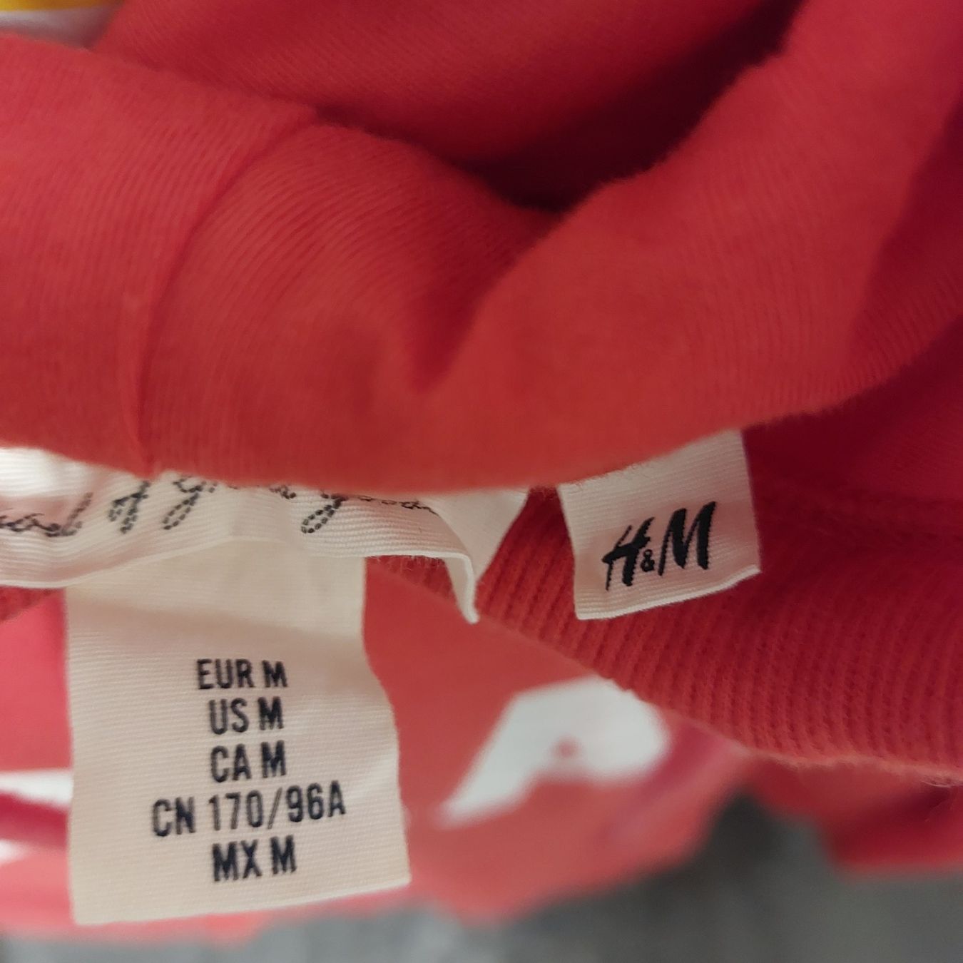 H&M Maglioni & Felpe: Sweat à capuche rouge H&M "BEAU" taille M – Nuovo (secondo la descrizione) da Oberburg venduto da Ines2019 1