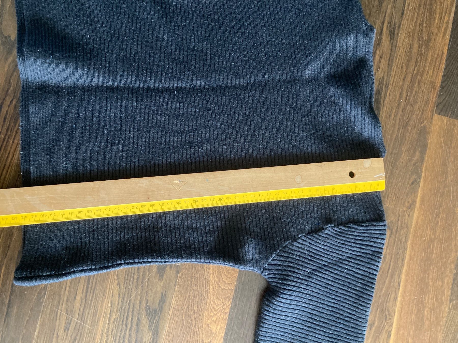 Versace Maglioni & Felpe: Pullover vintage Versace gr. XS 3/4-Ärmel – Usato da Zürich venduto da Bopenyang98765 3