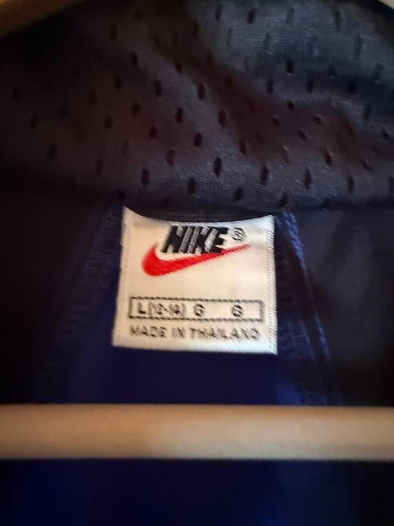 Nike Giacche: Veste d'entraînement NIKE – Usato da Chambrelien venduto da urb_ngr5 1