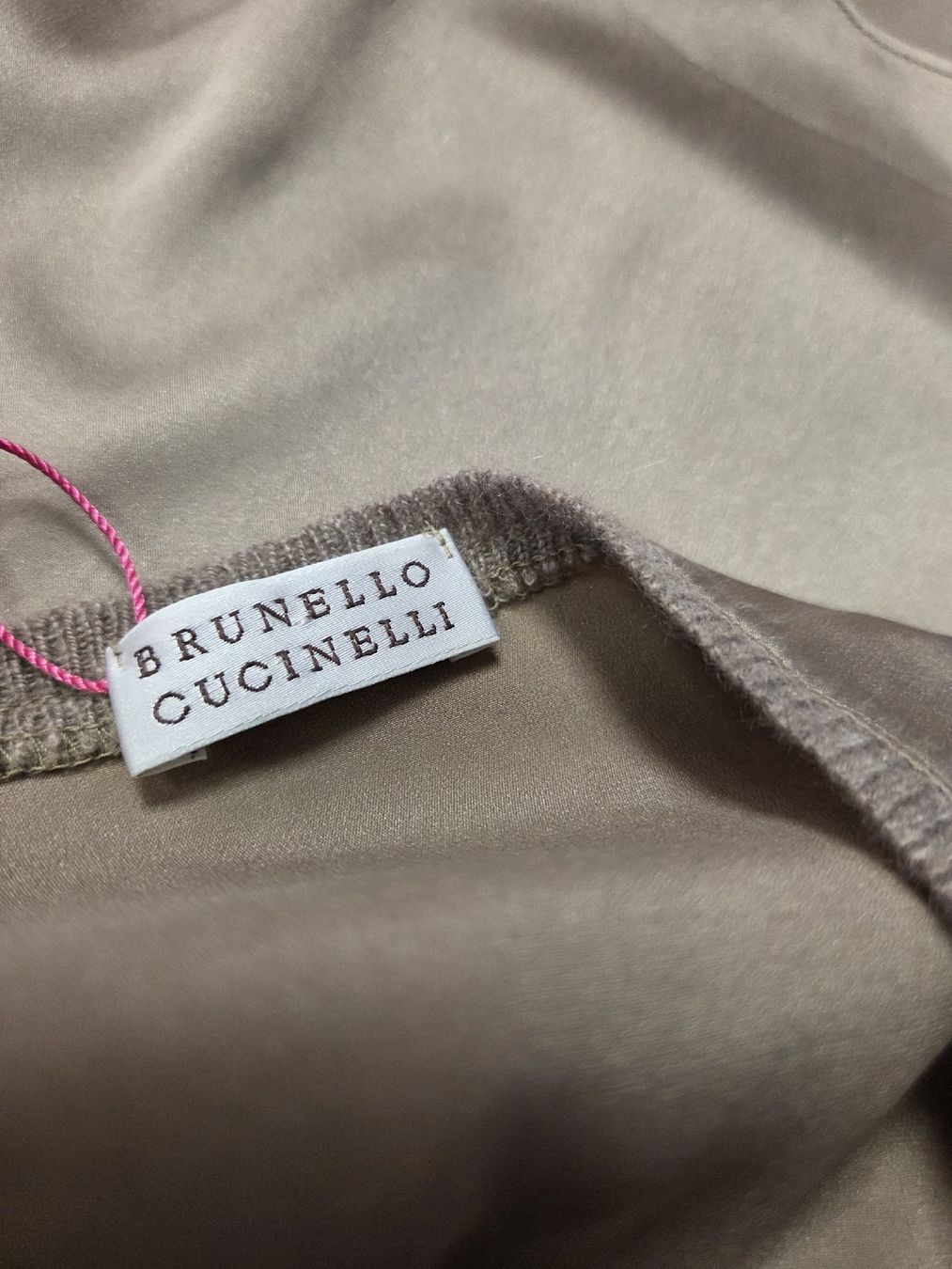 Brunello Cucinelli Top: Brunello Cucinelli Silk Top – Usato da Zürich venduto da Bubi83 4