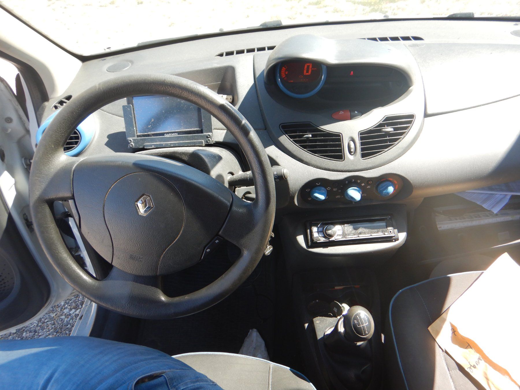 Renault Autos: Renault Twingo 1.2 75 – Gebraucht aus Fribourg von OFAIL 4