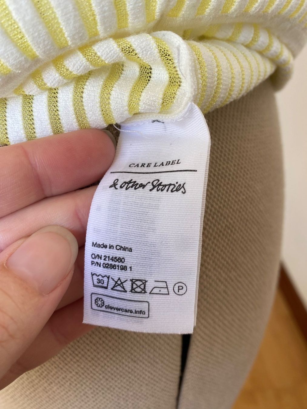 Other Stories Pullover & Sweatshirts: Pull mi-saison & Other Stories taille S – Gebraucht aus Basel von Maria-Alexa 5