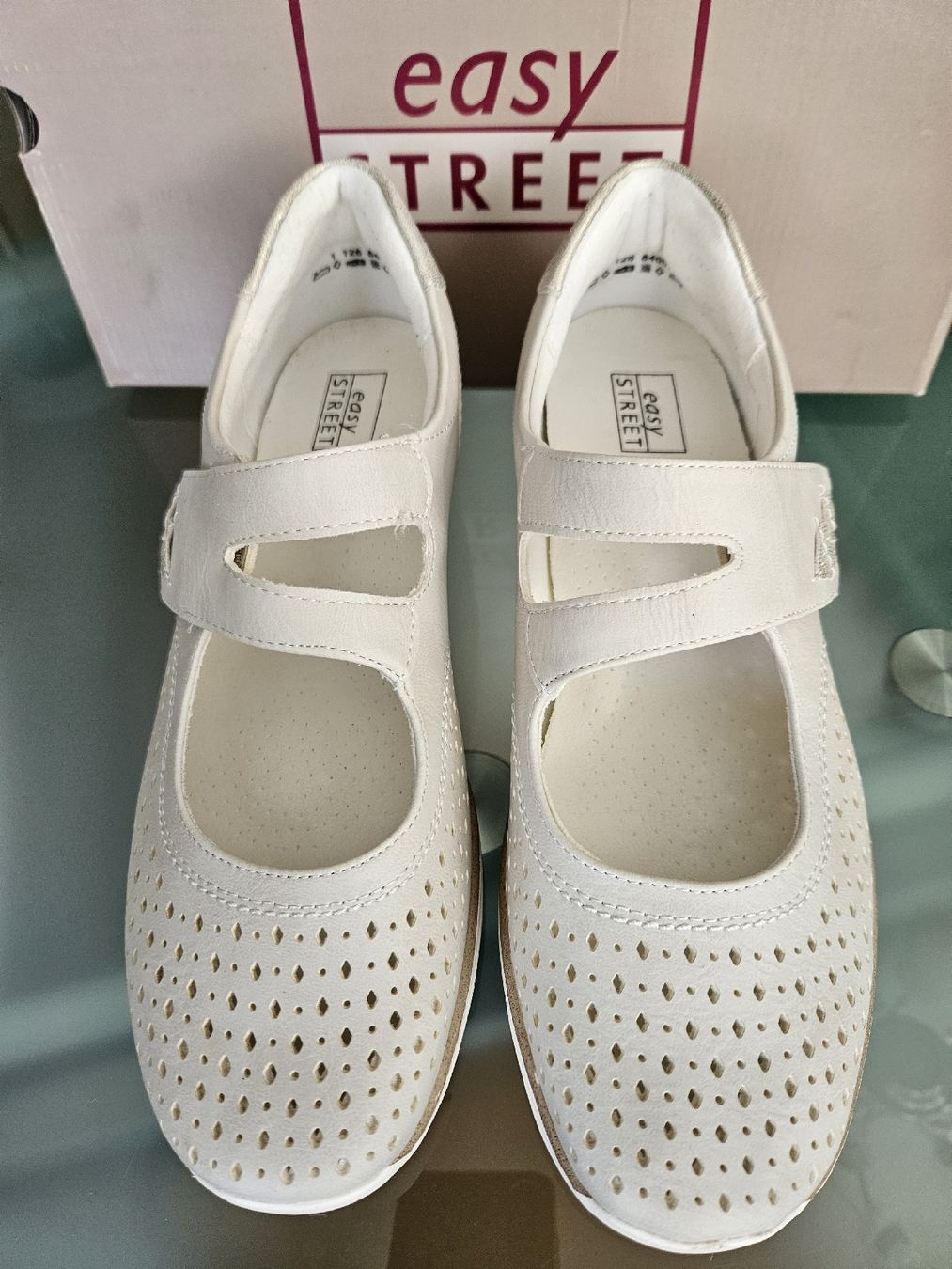 Damenschuhe: Damenschuhe Grösse 37.5 Easy Street – Neu (gemäss Beschreibung) aus Horgen von Modena0