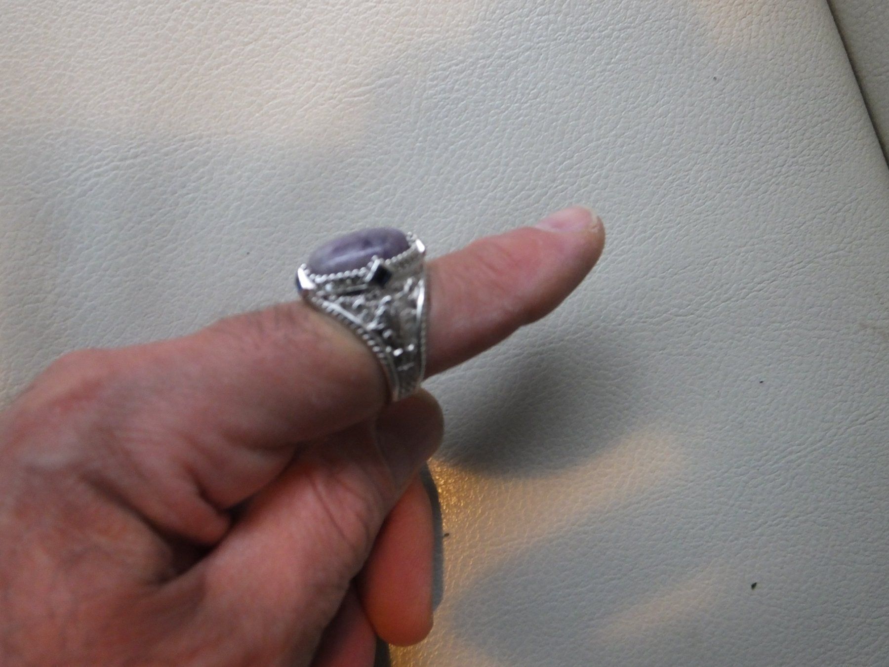 Anelli: Herrenring mit Echtem Saphir Stein – Nuovo e nell'imballaggio originale da Unterentfelden venduto da l654321a 1