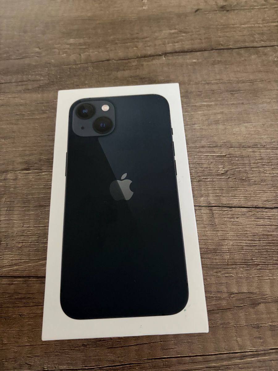 Apple Telefoni cellulari / Smartphones: iPhone 13 – Usato da Allschwil venduto da lar_cp7j 3